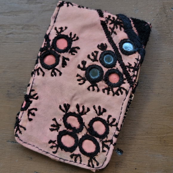 🌏🚀 Free People Boho Embroidered Repurposed vtg banjara hippie Wallet card case - Picture 14 of 16